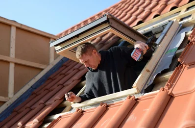 Pose de fenêtres de toit Velux à Fleuriel